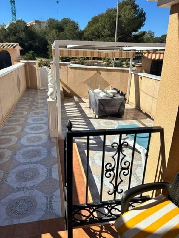 Venta de chalet adosado en  Barrio Villamartín , Orihuela photo 2