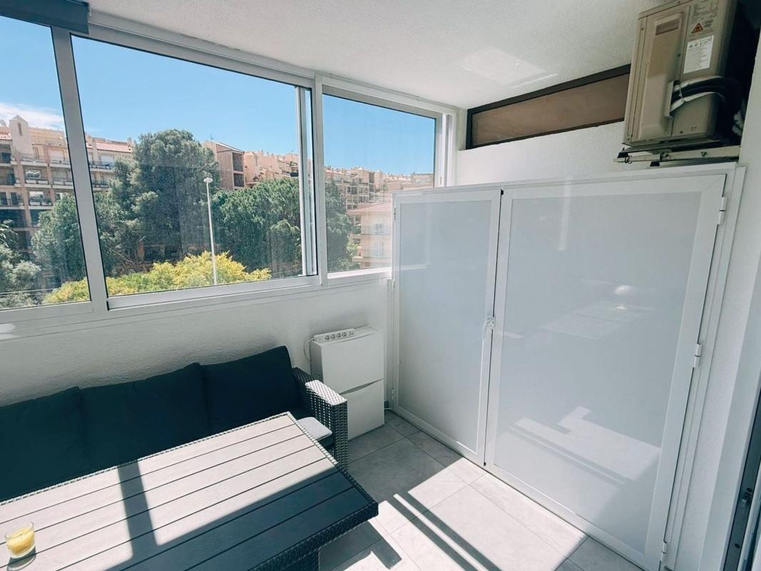 Venta de piso en Calle Orquídea, Fuengirola
photo 5