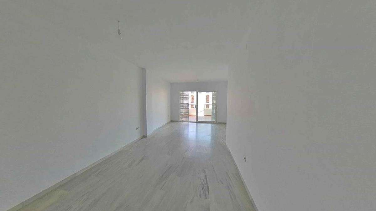 Venta de piso en Calle San Nicolas de Calypso, Mijas
photo 3