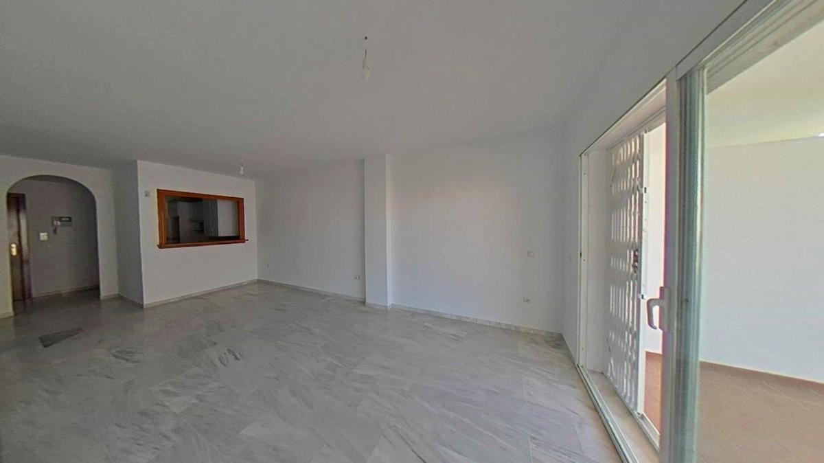 Venta de piso en Calle San Nicolas de Calypso, Mijas
photo 5