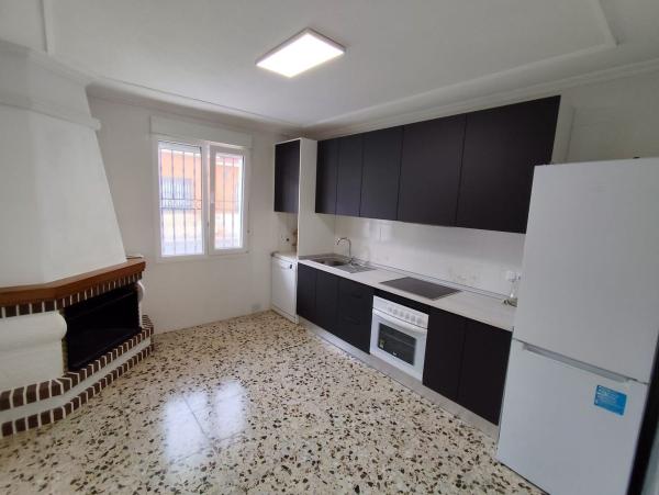 Chalet adosado en Fermin Galan y Garcia Her photo 4