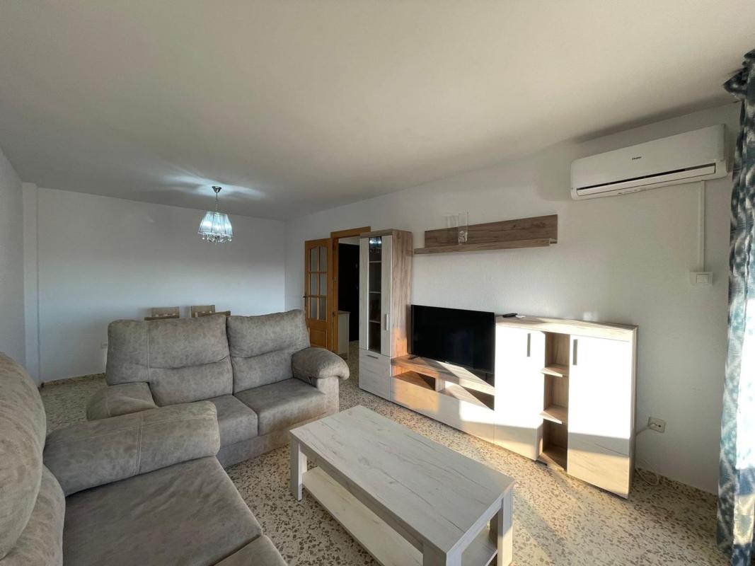 Продажа квартиры на Ronda Edificio, 1, Велес-Малага
photo 2