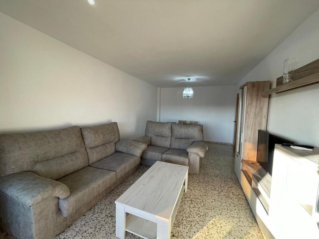 Продажа квартиры на Ronda Edificio, 1, Велес-Малага
photo 4
