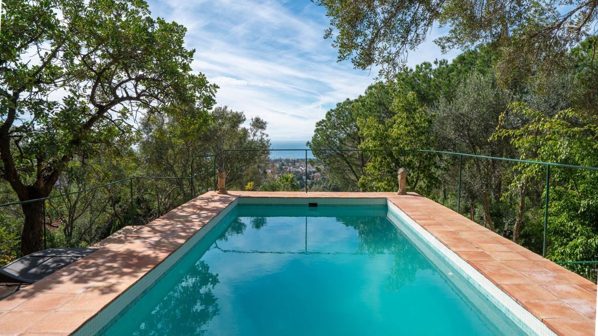 Venta de chalet independiente en Urbanización Montua, Marbella
photo 1