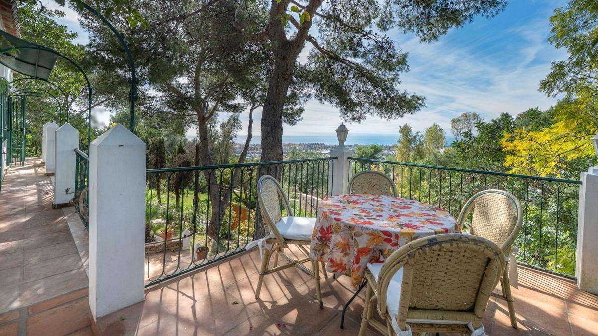 Venta de chalet independiente en Urbanización Montua, Marbella
photo 2
