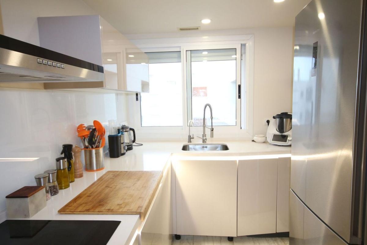 Venta de ático en 18 UR GUADALMINA ALTA), Marbella photo 5