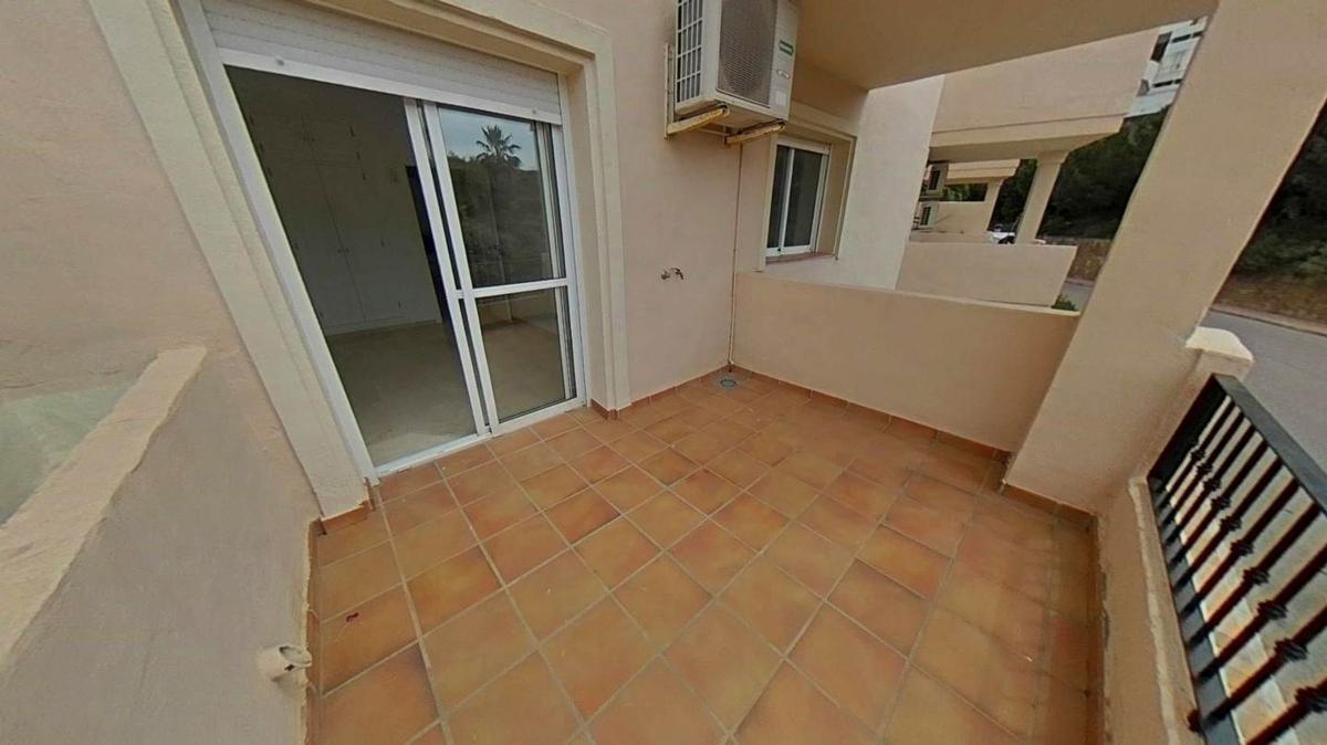 Продажа квартиры на Jardines de la Duquesa, Манильва
photo 4