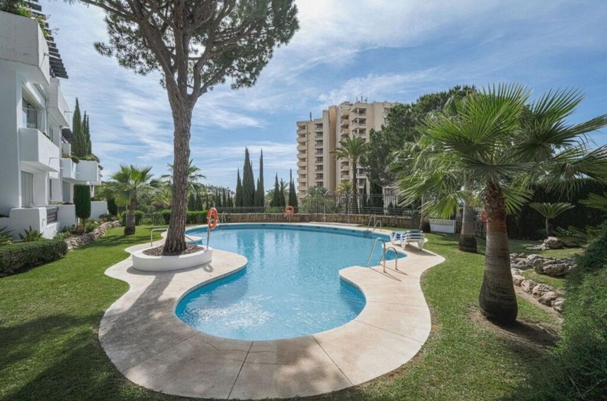 Sprzedaż mieszkania w Barrio Rio Real, Marbella
photo 1