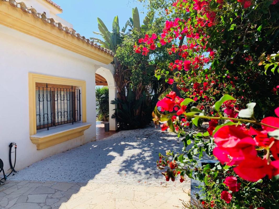 Sprzedaż niezależnego domku jednorodzinnego w  Barrio Cortijo Torrequebrada, Benalmádena photo 4