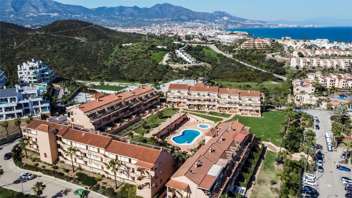 Sale of apartment in Avenida Sunset, Mijas
photo 4