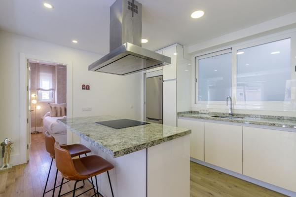 Venta de piso en Calle Victoria, 3, Málaga
 photo 4