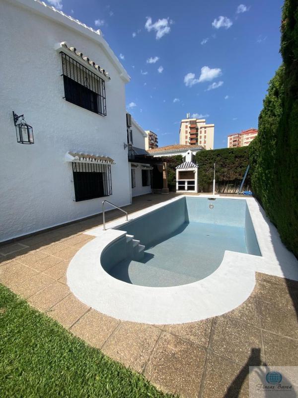 Venta de chalet independiente en Zona Sohail, Fuengirola
 photo 3
