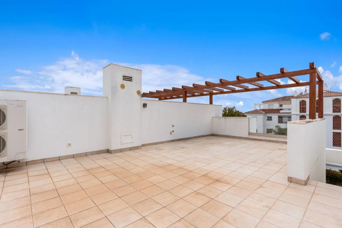 Venta de chalet adosado en Calle Santa Teresa de Calahonda, 2 , Mijas photo 5