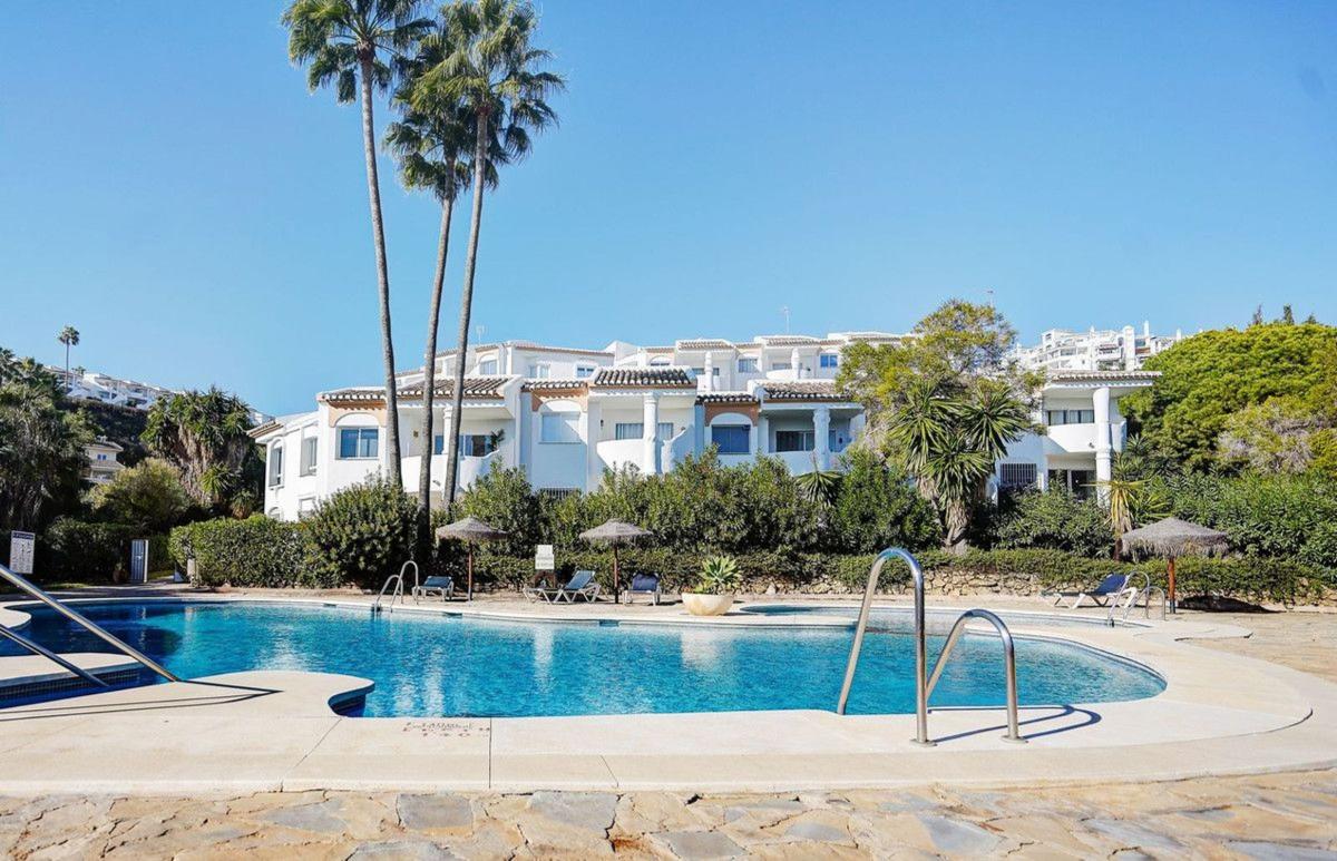 Sale of apartment in Sitio de Calahonda, Mijas
photo 1