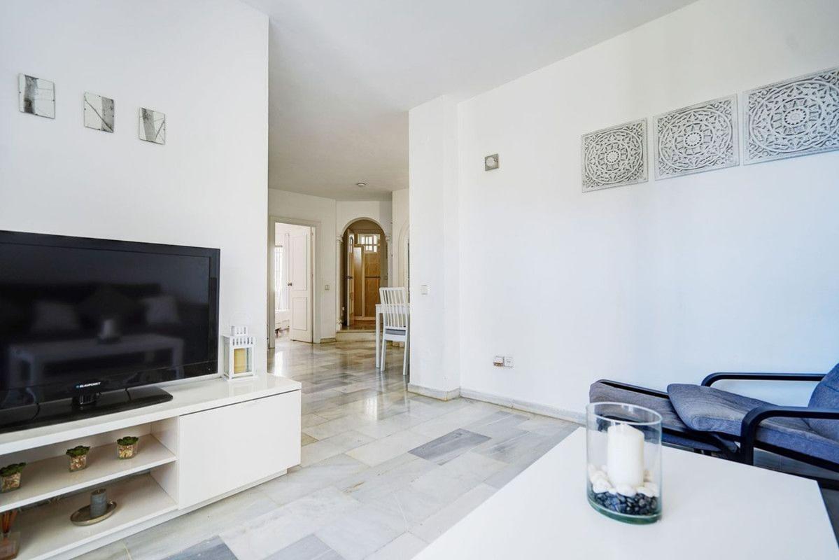 Sale of apartment in Sitio de Calahonda, Mijas
photo 4