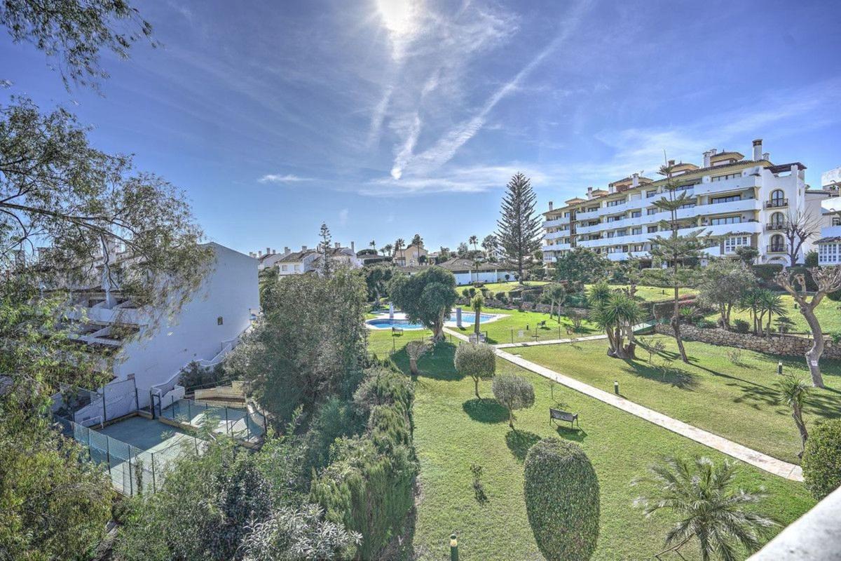 Penthouse sale in Sitio de Calahonda, Mijas photo 4