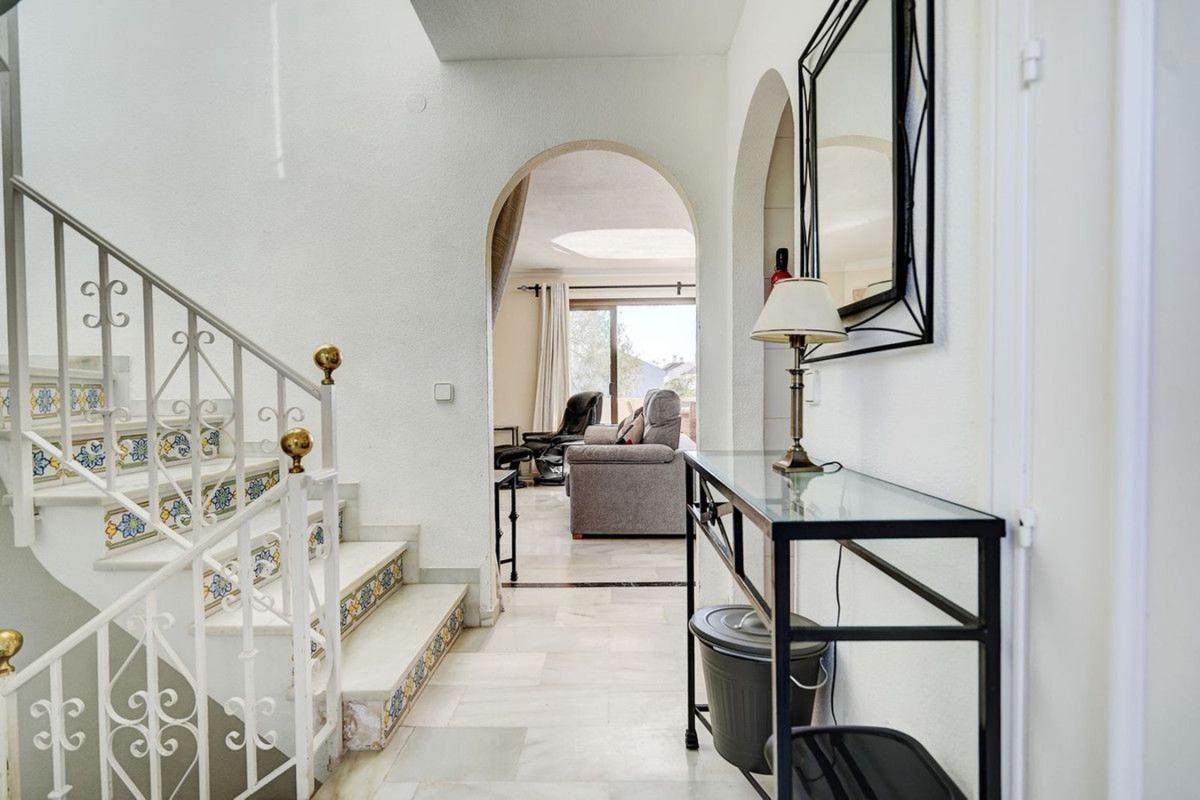 Penthouse sale in Sitio de Calahonda, Mijas photo 5
