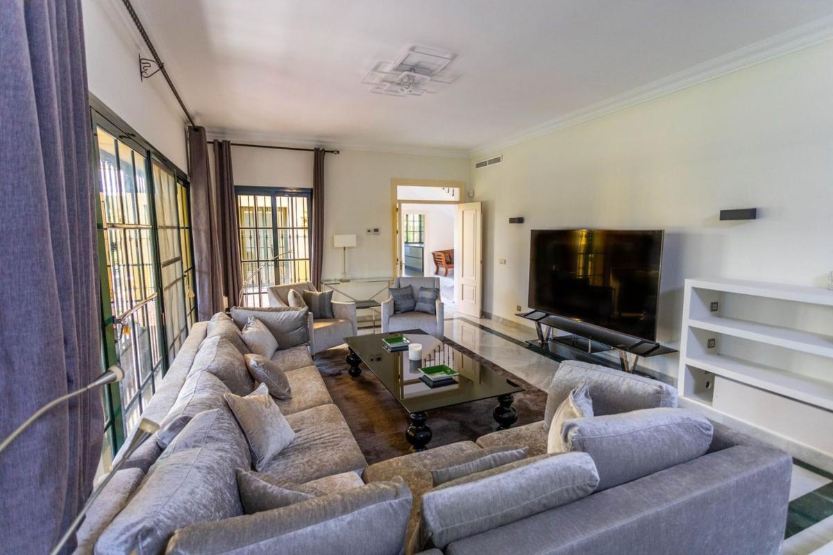 Venta de chalet independiente en Barrio Guadalmina Baja, Marbella
photo 5