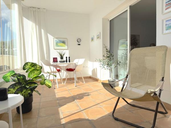 Sale of flat in Avenida del Higuerón, 50, Fuengirola
 photo 4