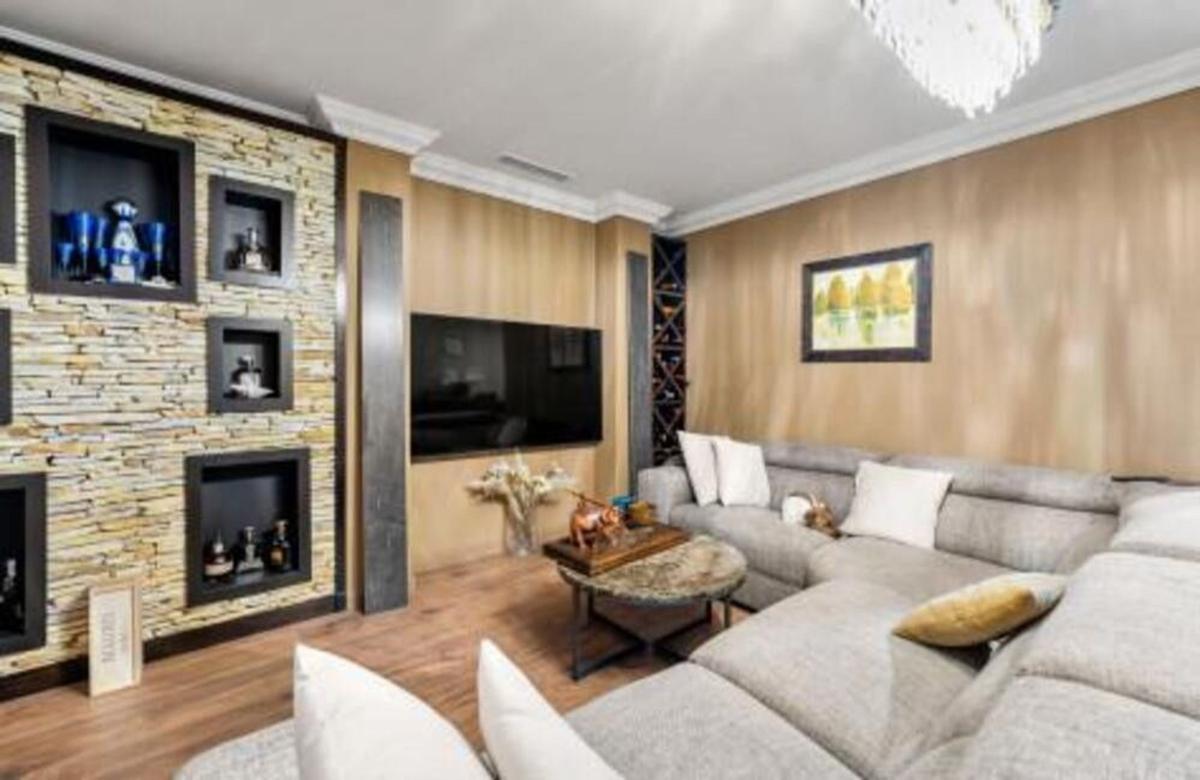 Sale of apartment in Urbanización Capanes Norte, Benahavís
photo 3