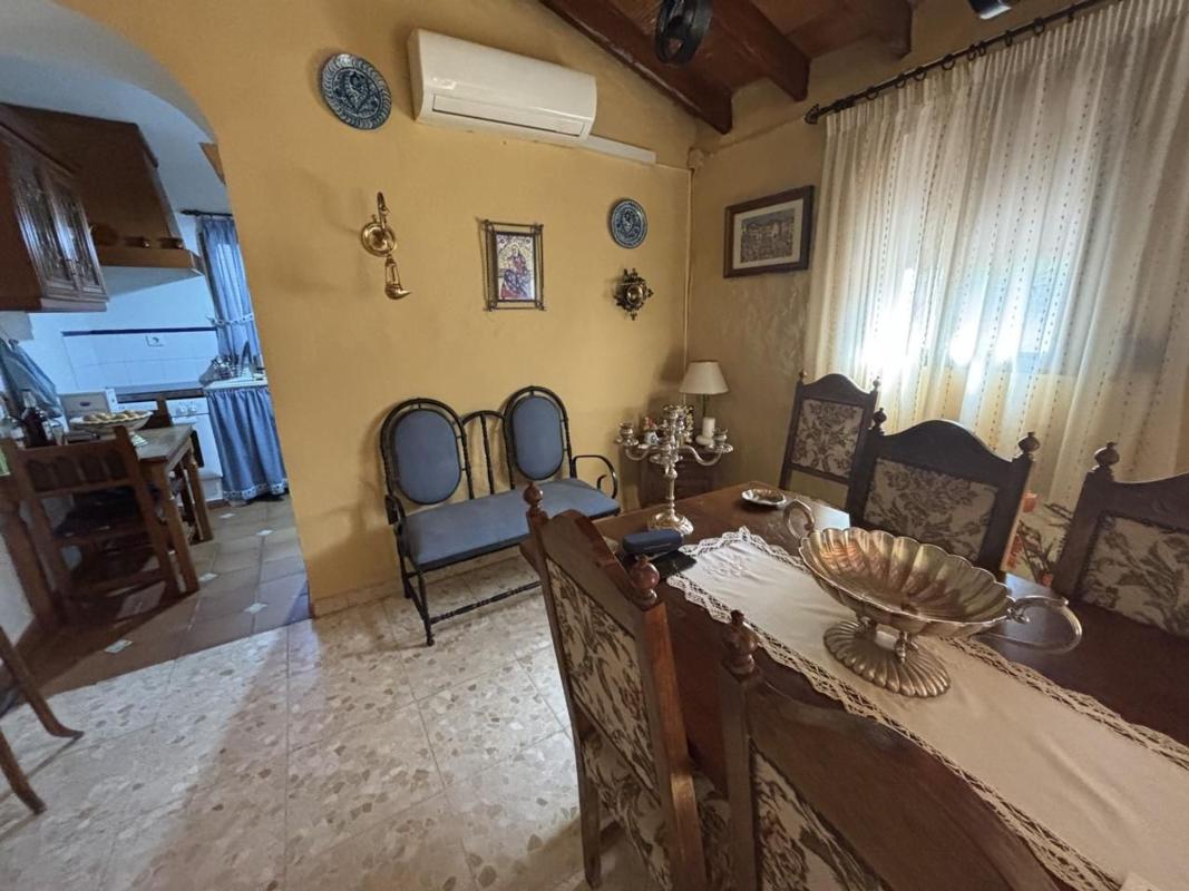 Properties for sale and rent in Spain photo 2