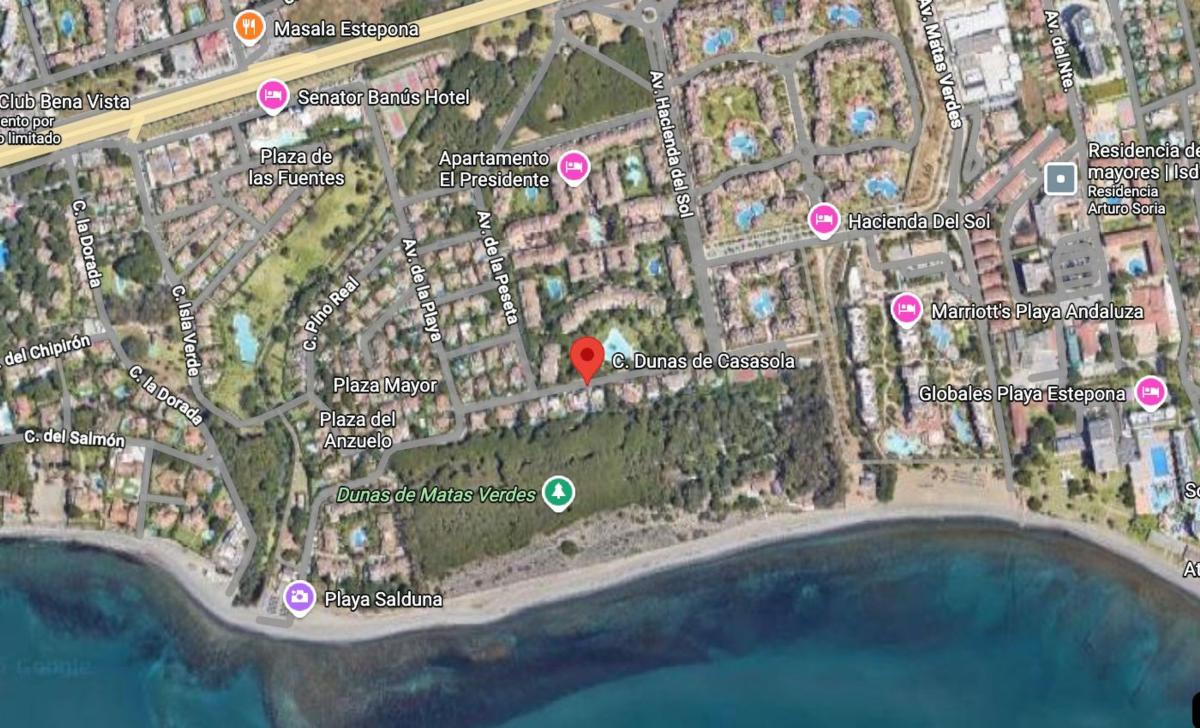 Venta de chalet independiente en CASA OPELT s/n, Estepona
photo 1