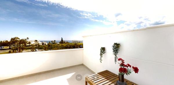 Sale of flat in Avenida Blas de Lezo, 3, Estepona
thumbnail 1