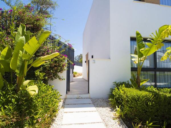 Chalet adosado en Urbanización Los Naranjos de Marbella photo 3
