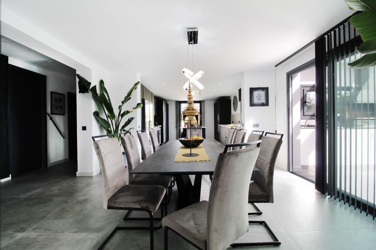 Venta de chalet independiente en Barrio Linda Vista-Nueva Alcántara-Cortijo Blanco, Marbella
 photo 2