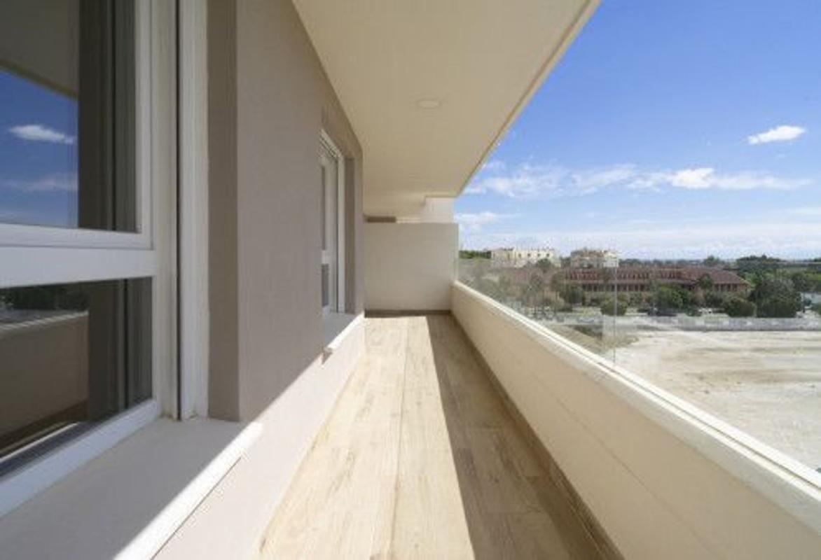 Venta de piso en Calle Miguel Delibes, 1 E, Marbella
photo 3