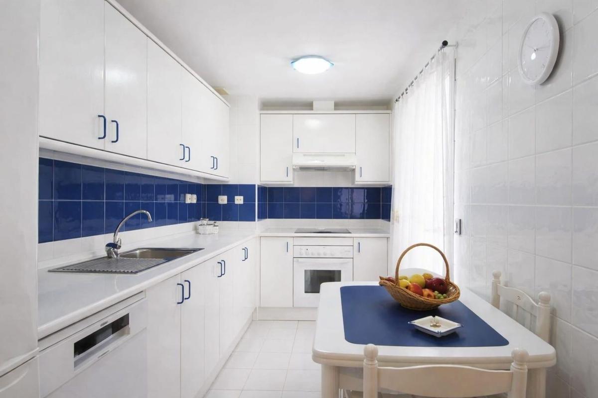 Продажа квартиры на Calle de San Javier, Марбелла
 photo 4