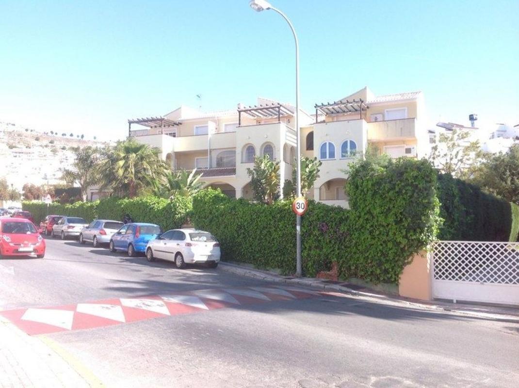 Sale of apartment in Calle Amatista, 3, Benalmádena
photo 1