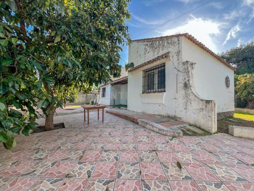 Продажа отдельного шале в Avenida Playa del Sol s/n, Эстепона photo 4