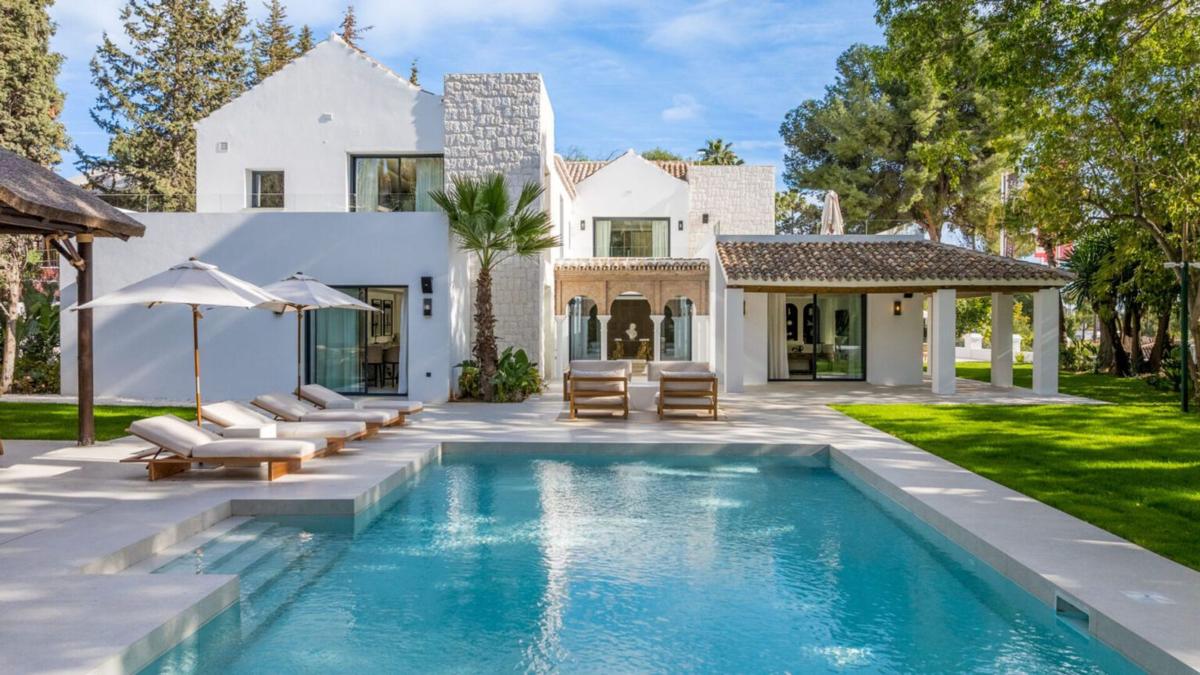 Venta de chalet independiente en Calle Londres, Marbella
 photo 2
