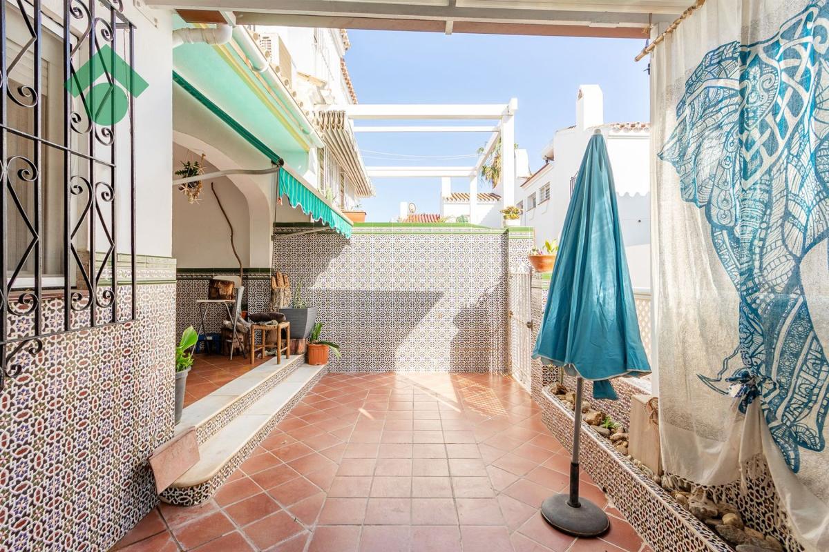Properties for sale and rent in Spain photo 2