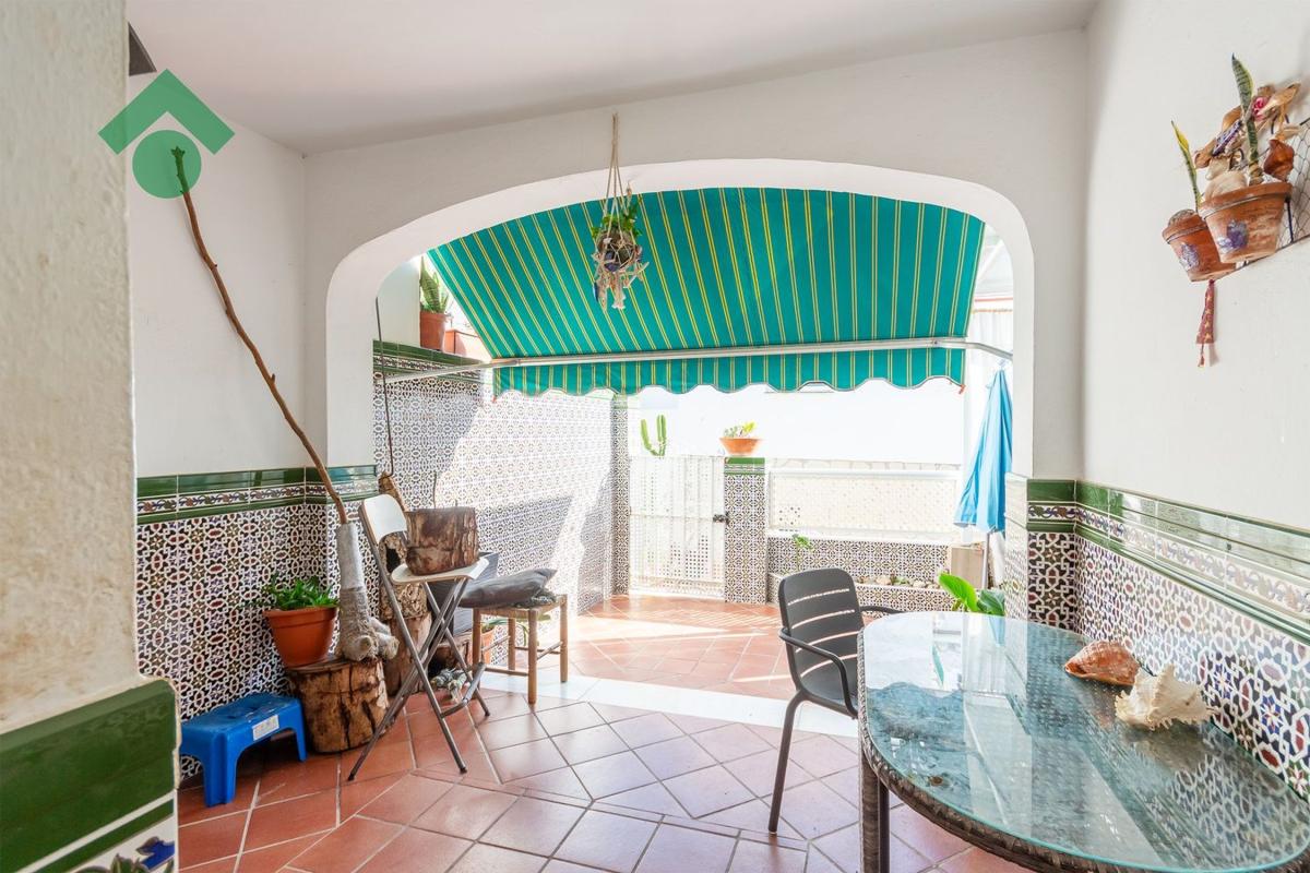 Properties for sale and rent in Spain photo 4