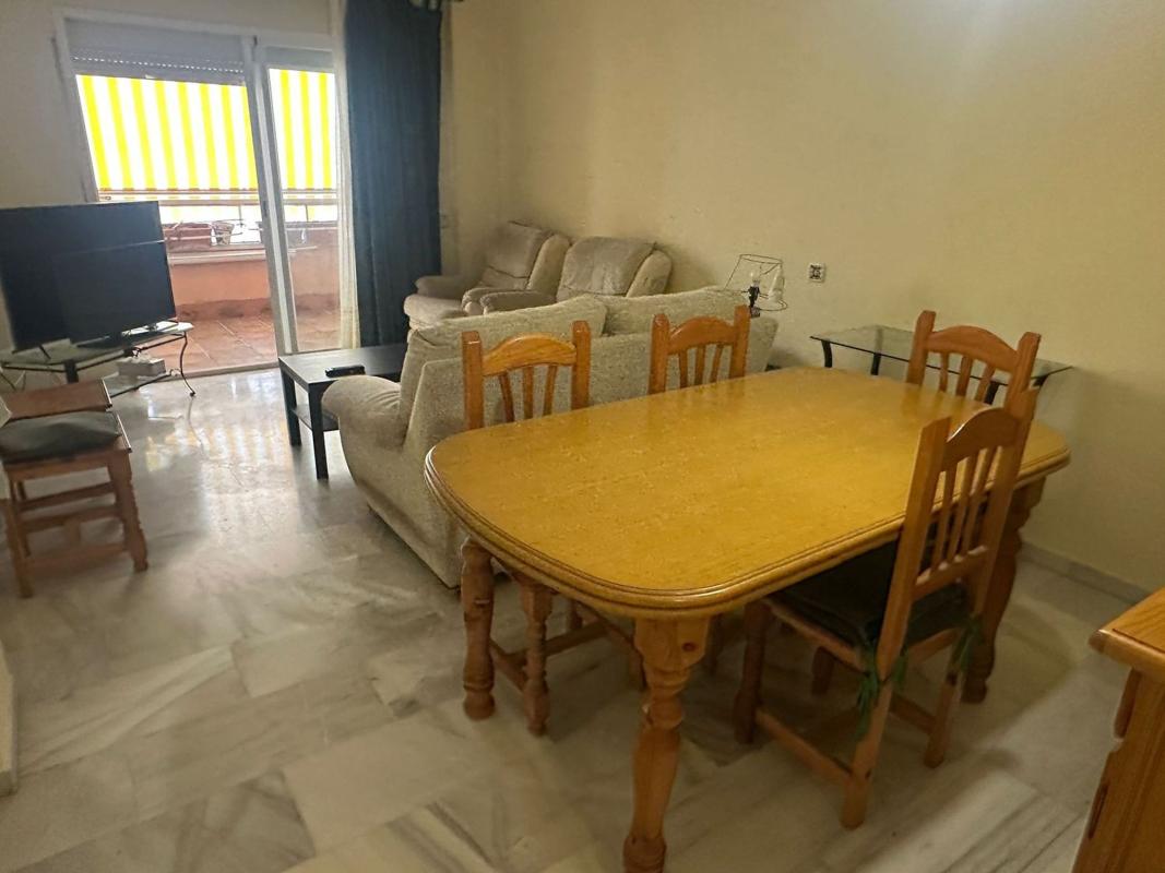 Продажа квартиры на Paseo de las Brisas, Бенальмадена
photo 3