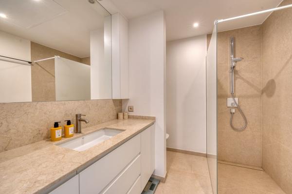 Ático en venta en  Bulevar Principe Alfonso von Hohenlohe, 29, Marbella photo 4