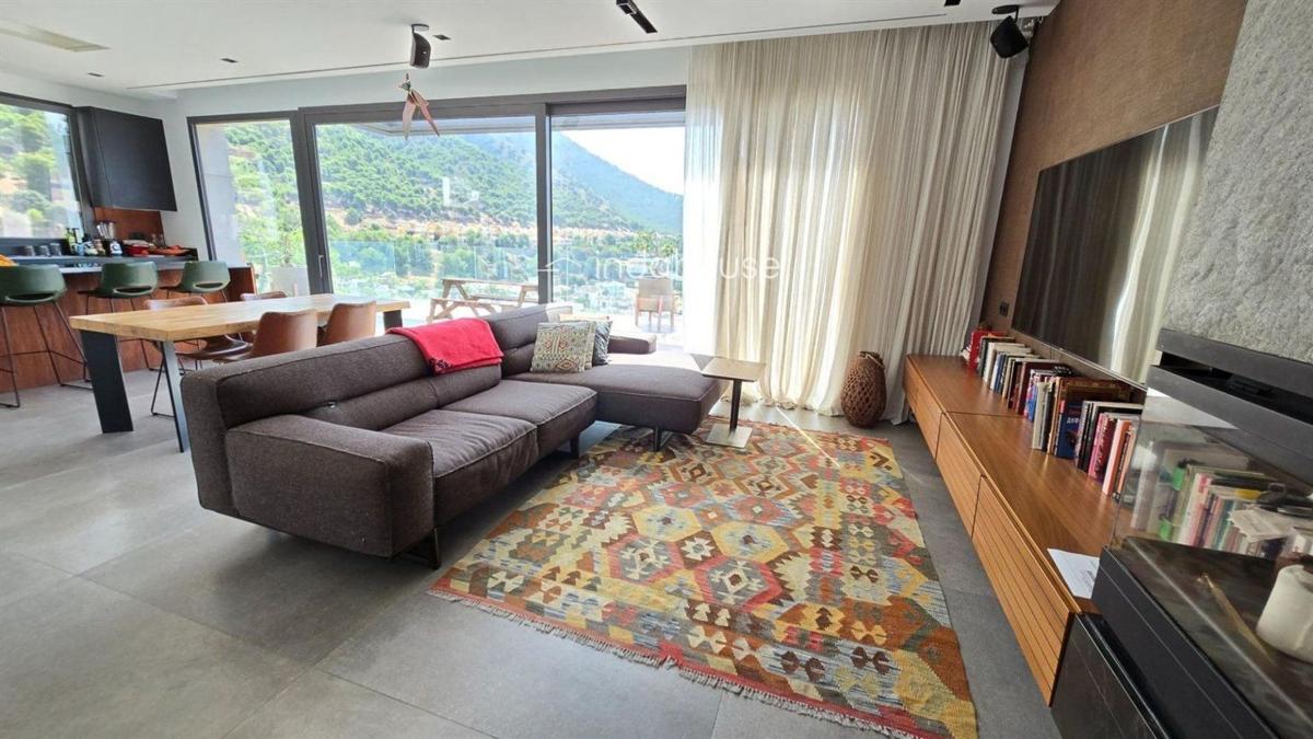 Продажа отдельного шале в Calle Araucaria, Михас photo 4
