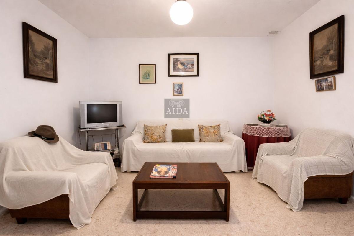Продажа отдельного шале в Barrio Centro, Эстепона photo 3