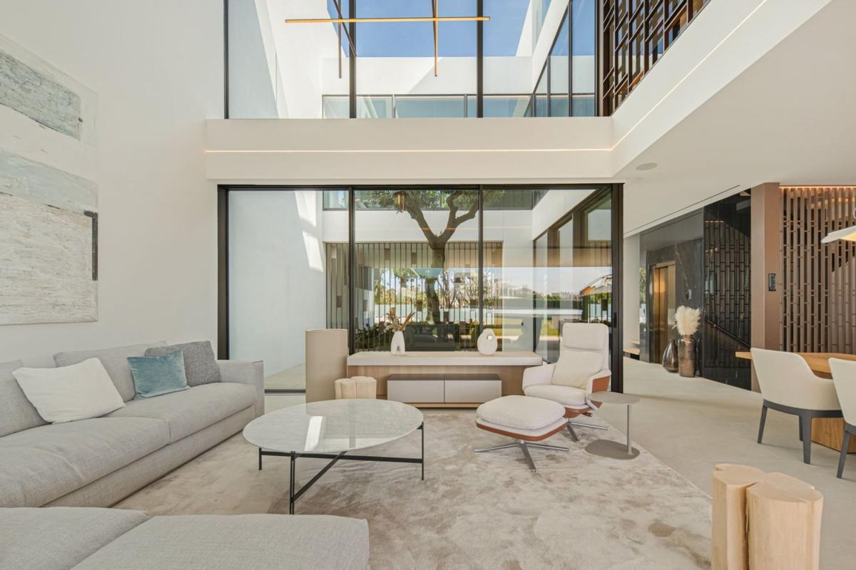 Venta de chalet independiente en Urbanizacion Villa Parra Palomeras, Marbella
photo 3