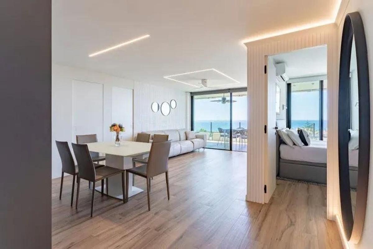 Sale of apartment in Barrio Rio Real, Marbella
 photo 5