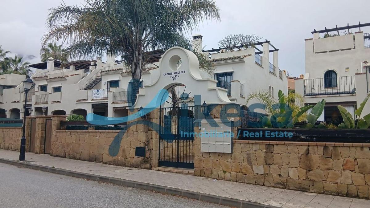 Venta de chalet adosado en Barrio Nagüeles , Marbella photo 3