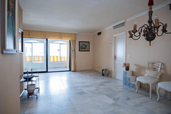 Sprzedaż mieszkania w Barrio Puerto Banús, Marbella
 photo 4