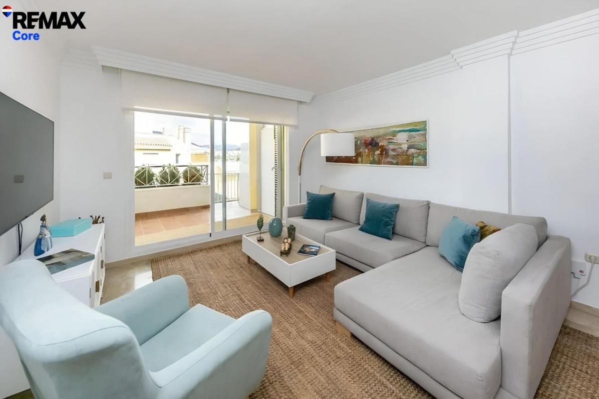 Sprzedaż mieszkania w Barrio Las Brisas, Marbella
photo 2