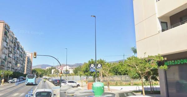 Venta de piso en Avenida del Doctor Marañón, 41, Málaga
 photo 2