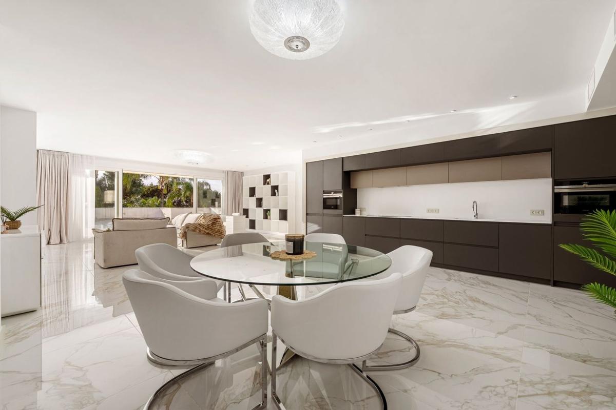 Venta de piso en Barrio Puerto Banús, Marbella
photo 3