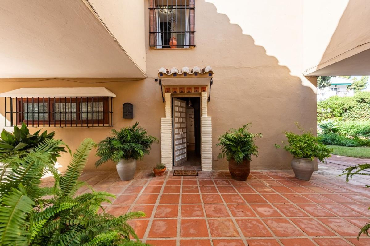 Venta de chalet adosado en Calaburra - Chaparral , Mijas photo 2