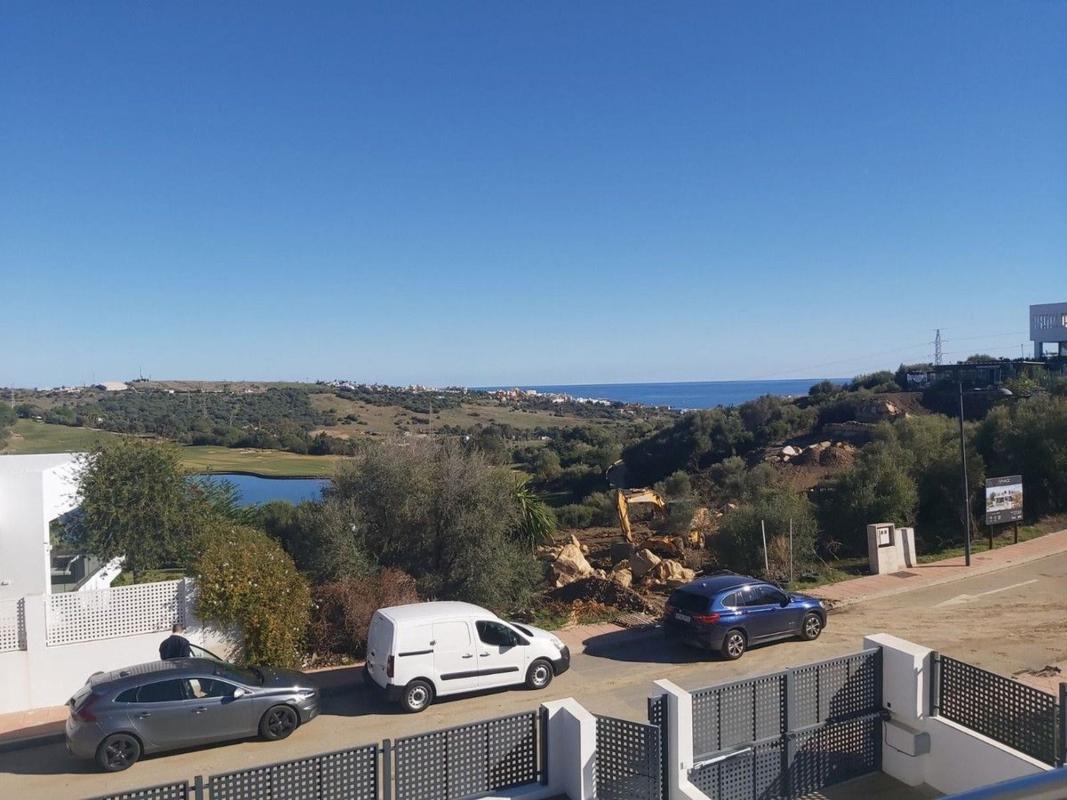 Venta de chalet independiente en Calle el Salvador, Estepona
photo 3