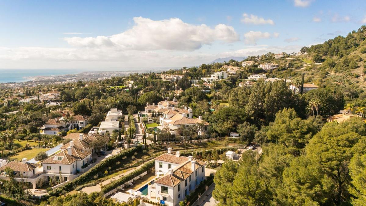 Venta de chalet independiente en Barrio Puente Romano, Marbella
photo 2